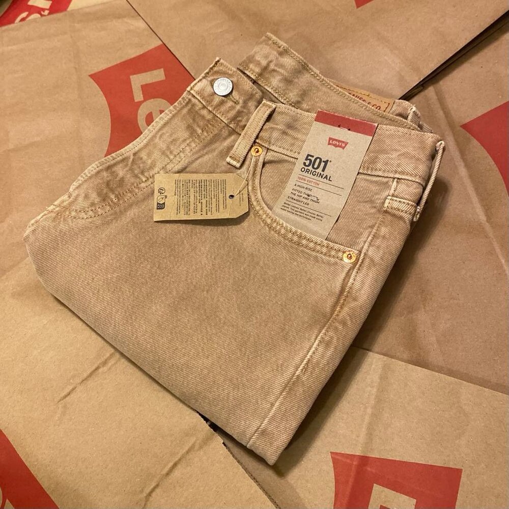 LEVI'S 501 Original Fit Women's Jeans (Size: 28x32) NWT - Picture 3 of 10
